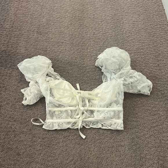 For Love and Lemmons Lorena Top - Picture 10 of 16